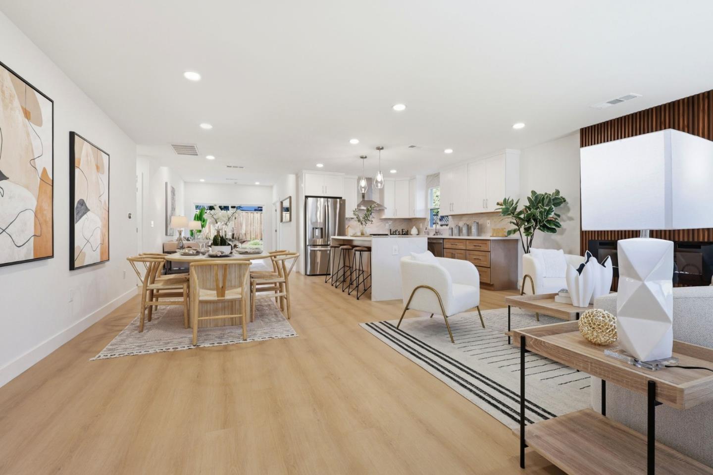 Detail Gallery Image 3 of 30 For 2638 Eaton Ave, Redwood City,  CA 94062 - 3 Beds | 2 Baths