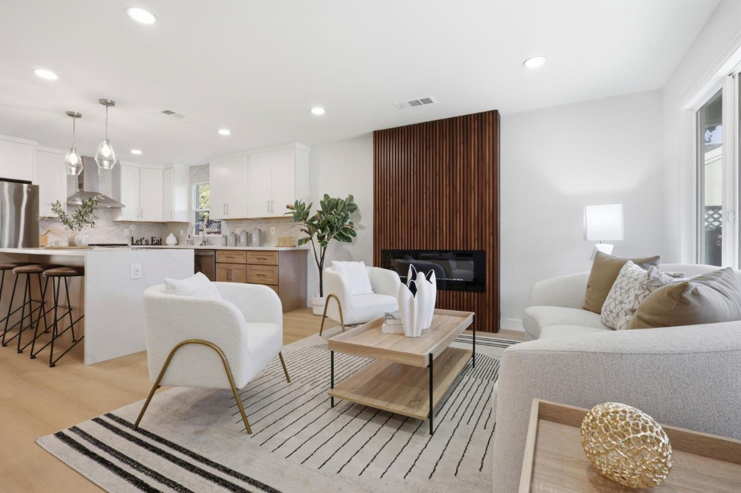 Detail Gallery Image 4 of 30 For 2638 Eaton Ave, Redwood City,  CA 94062 - 3 Beds | 2 Baths