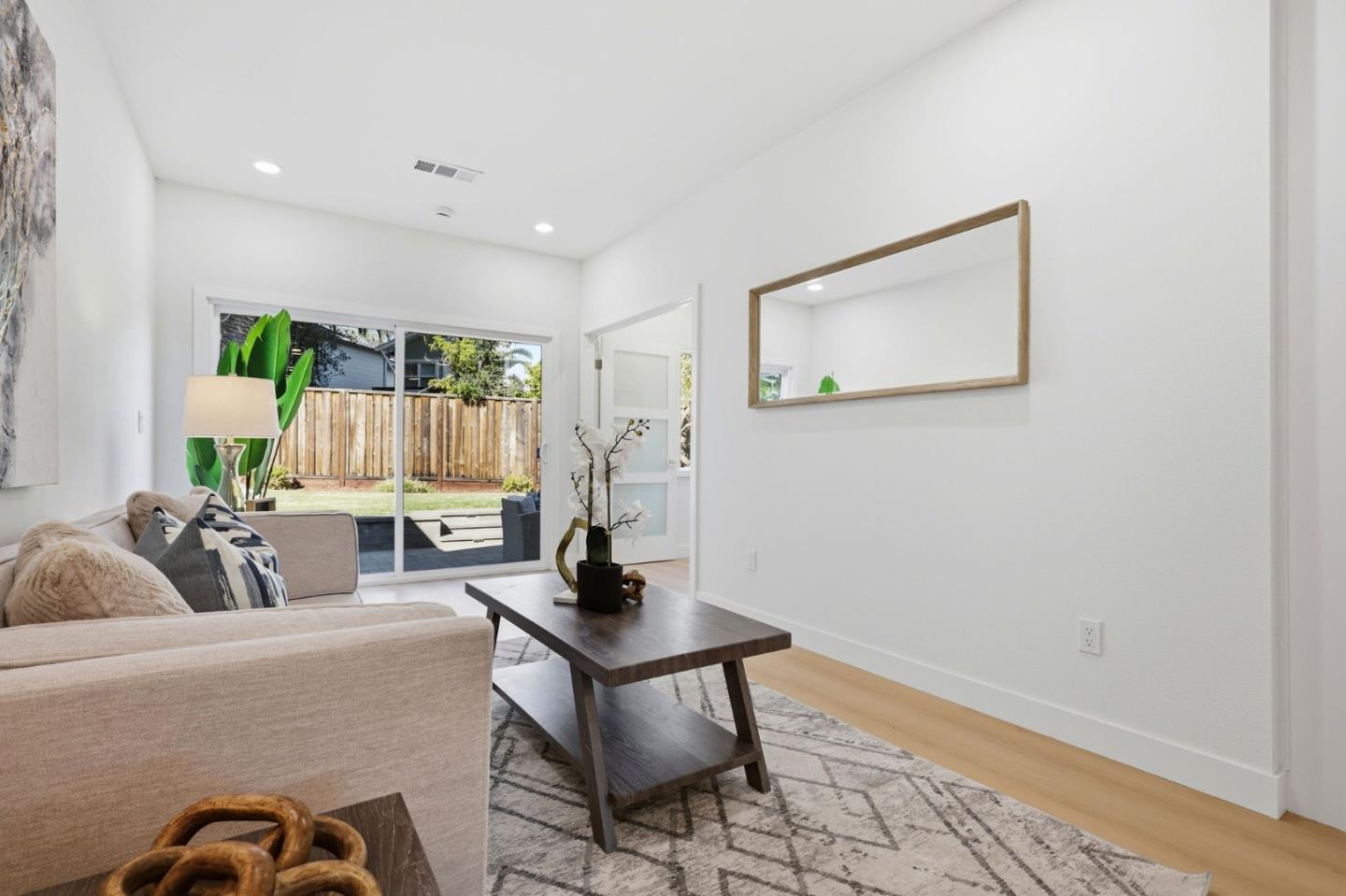 Detail Gallery Image 8 of 30 For 2638 Eaton Ave, Redwood City,  CA 94062 - 3 Beds | 2 Baths