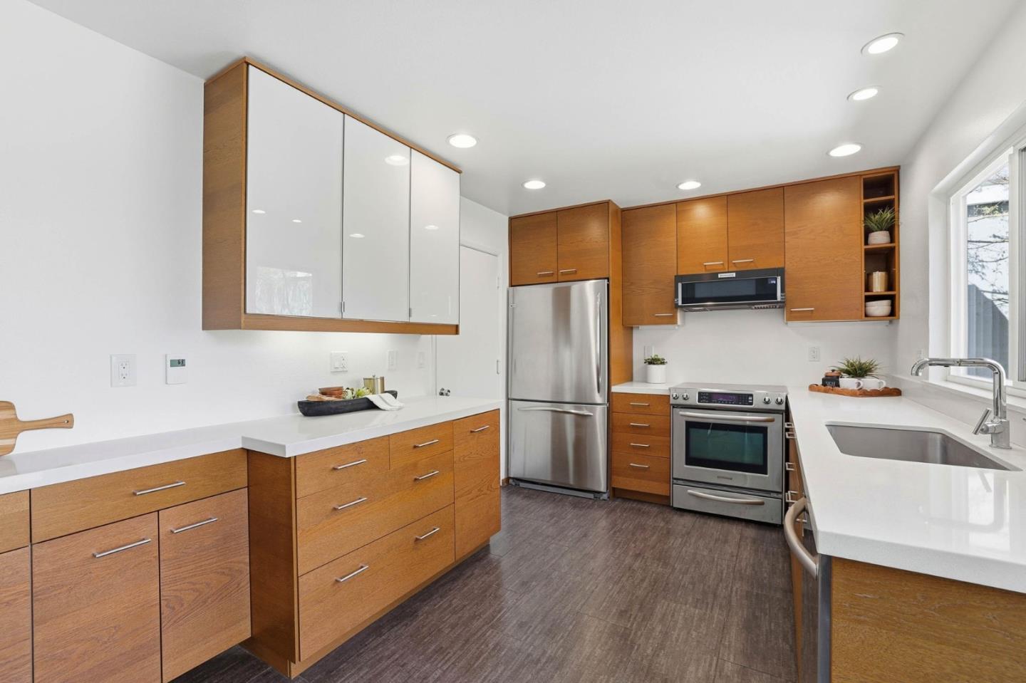 Detail Gallery Image 7 of 40 For 169 Escobar Ave, Los Gatos,  CA 95032 - 2 Beds | 2 Baths