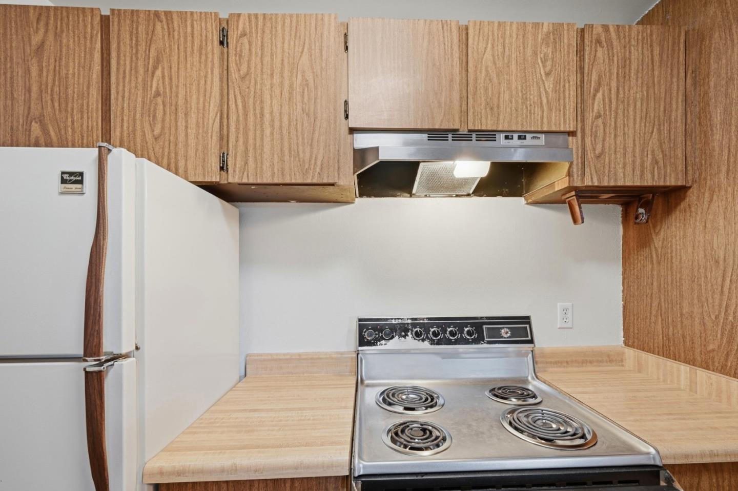 Detail Gallery Image 12 of 28 For 139 Piccadilly Pl #H,  San Bruno,  CA 94066 - 1 Beds | 1 Baths