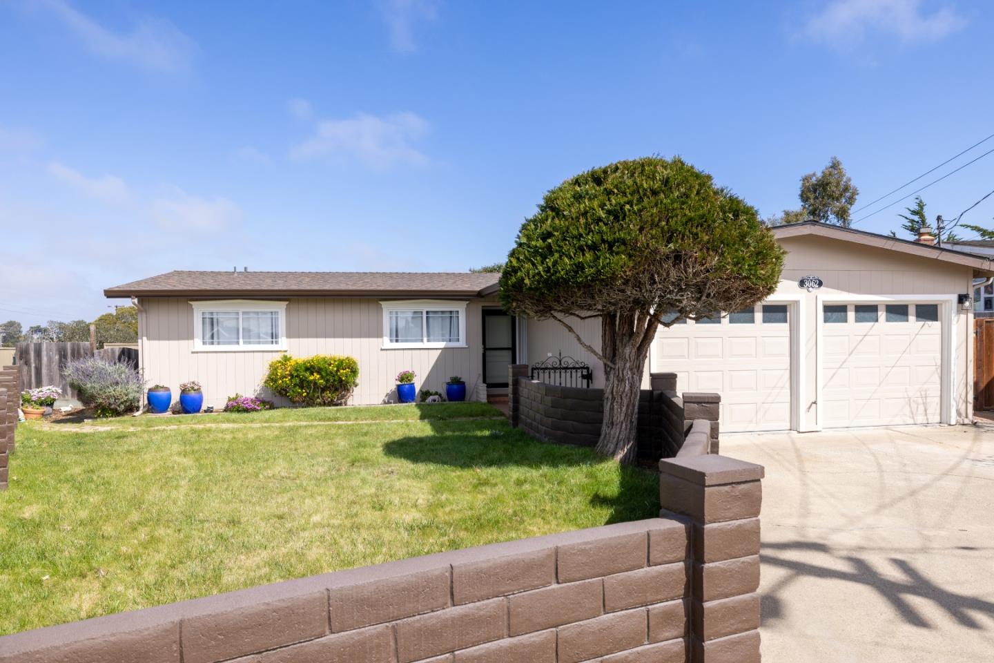 Detail Gallery Image 3 of 3 For 3062 Eddy Cir, Marina,  CA 93933 - 3 Beds | 2 Baths