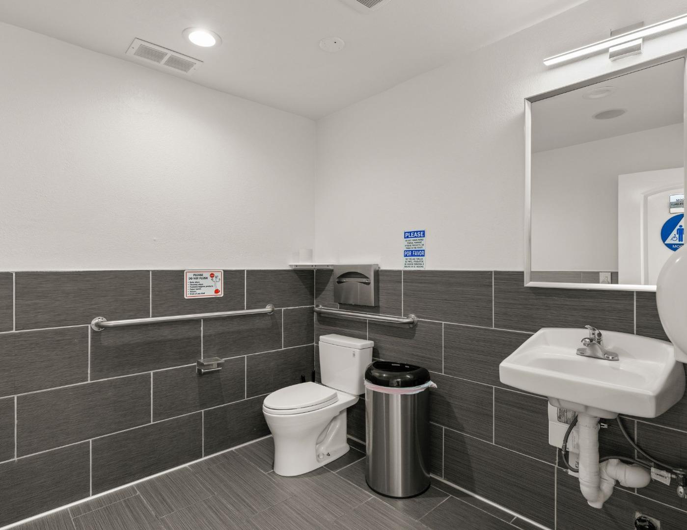 Detail Gallery Image 10 of 19 For 556 N 1st St, San Jose,  CA 95112 - – Beds | – Baths