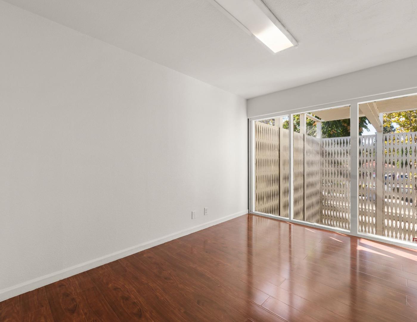 Detail Gallery Image 15 of 19 For 556 N 1st St, San Jose,  CA 95112 - – Beds | – Baths