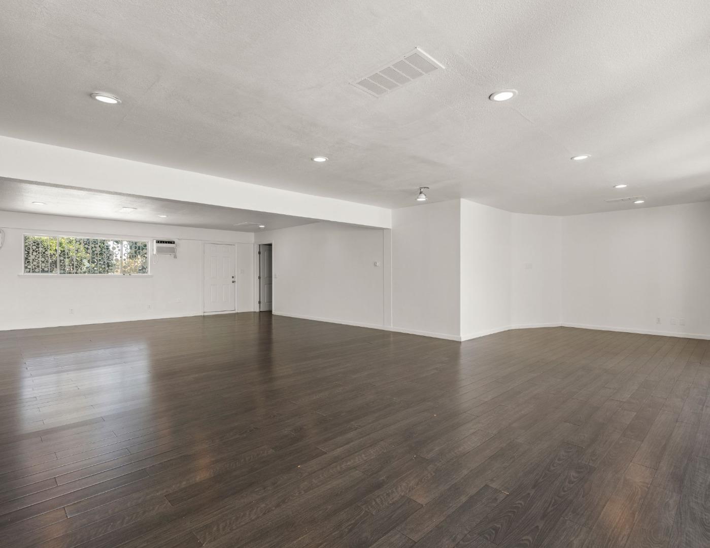 Detail Gallery Image 19 of 19 For 556 N 1st St, San Jose,  CA 95112 - – Beds | – Baths