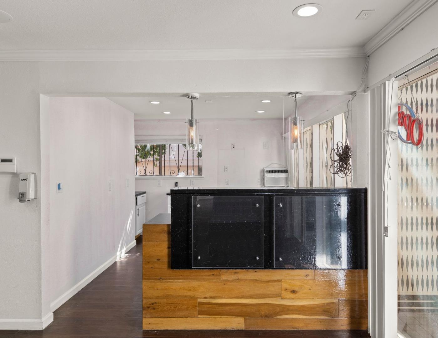 Detail Gallery Image 8 of 19 For 556 N 1st St, San Jose,  CA 95112 - – Beds | – Baths