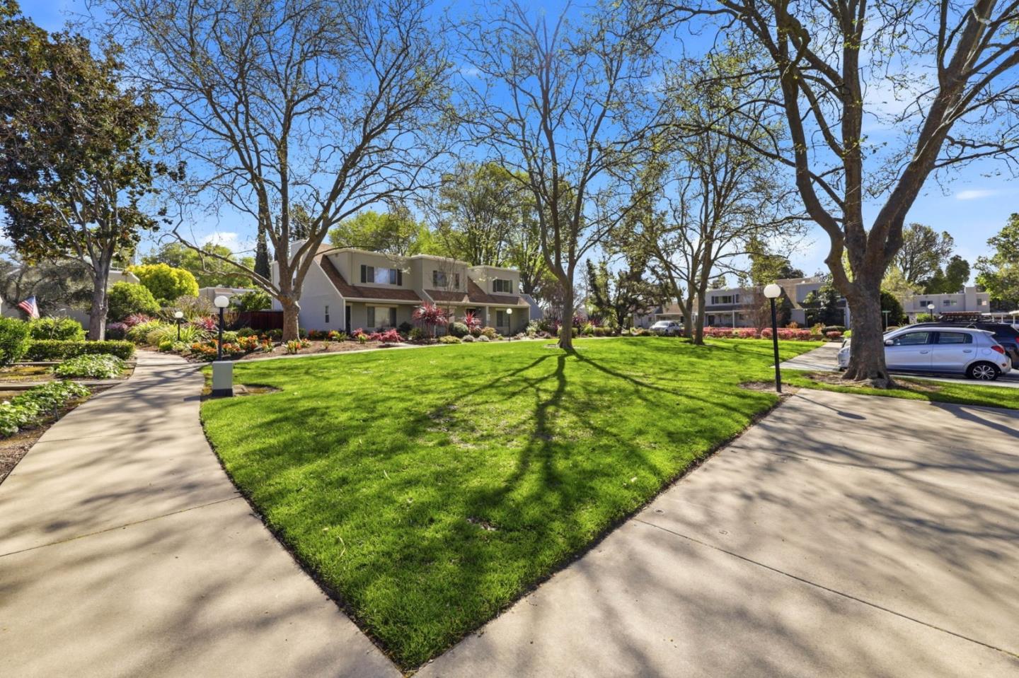 Detail Gallery Image 35 of 40 For 1103 Weepinggate Ln, San Jose,  CA 95136 - 2 Beds | 1/1 Baths