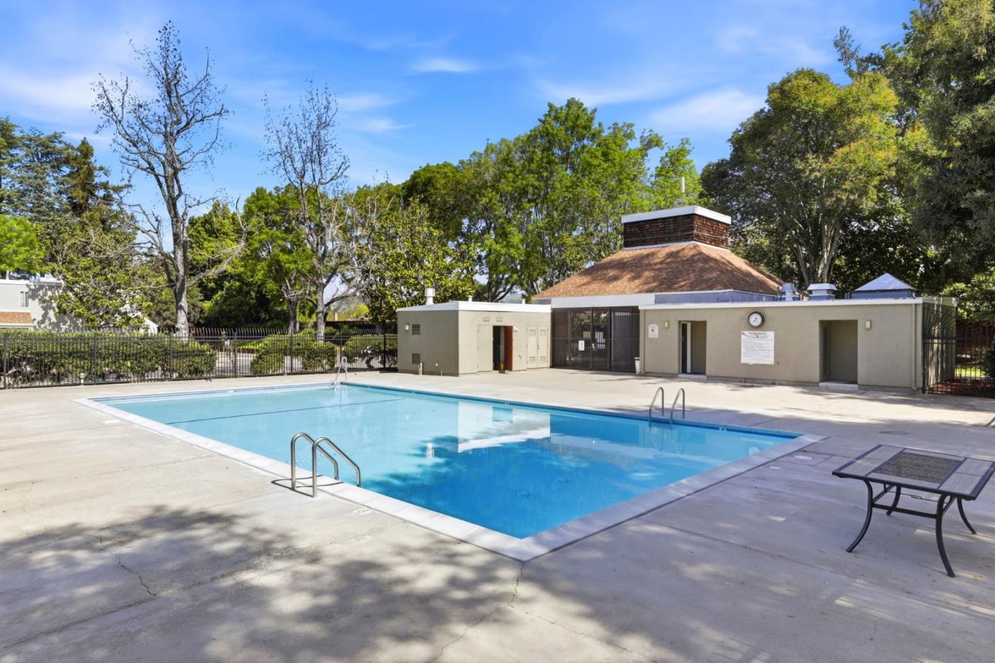 Detail Gallery Image 38 of 40 For 1103 Weepinggate Ln, San Jose,  CA 95136 - 2 Beds | 1/1 Baths