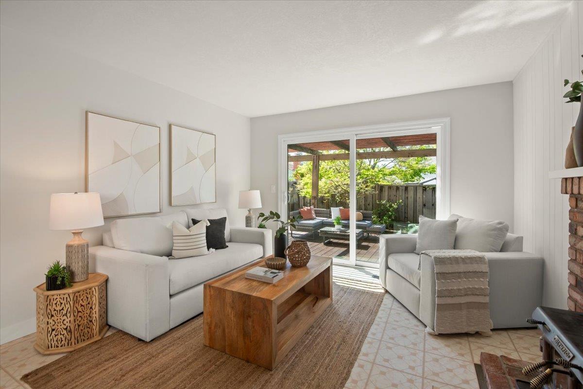 Detail Gallery Image 7 of 21 For 1165 Adams Dr, San Jose,  CA 95132 - 3 Beds | 2 Baths