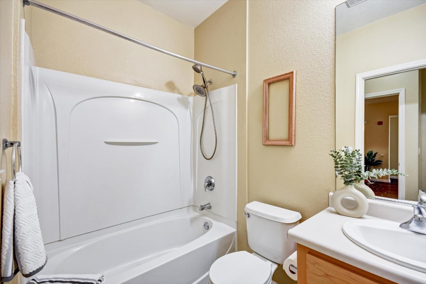 Detail Gallery Image 12 of 36 For 2177 Alum Rock Ave #129,  San Jose,  CA 95116 - 2 Beds | 2 Baths