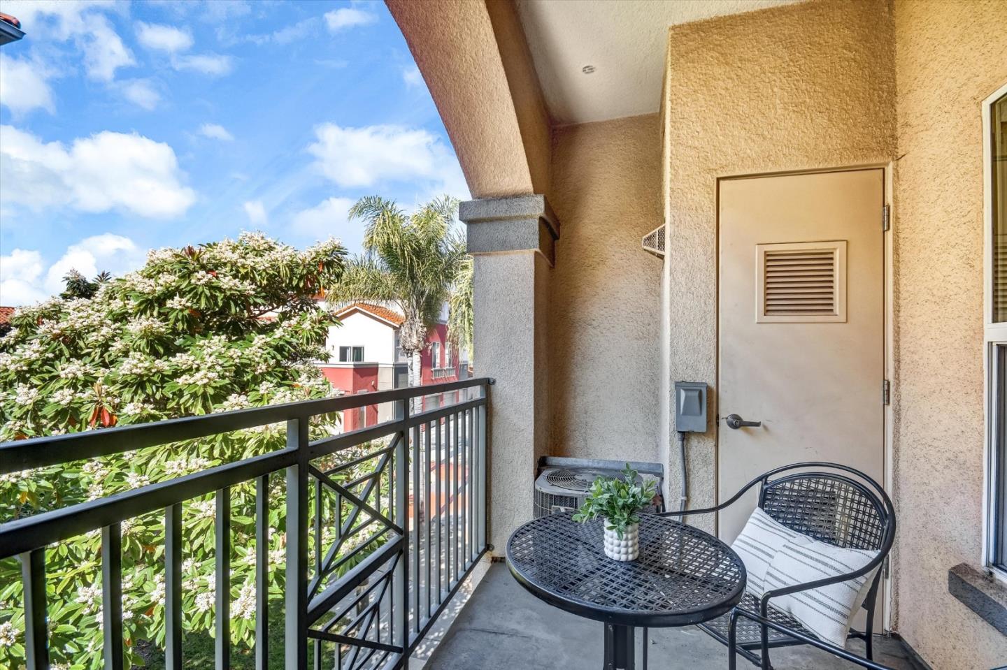 Detail Gallery Image 6 of 36 For 2177 Alum Rock Ave #129,  San Jose,  CA 95116 - 2 Beds | 2 Baths
