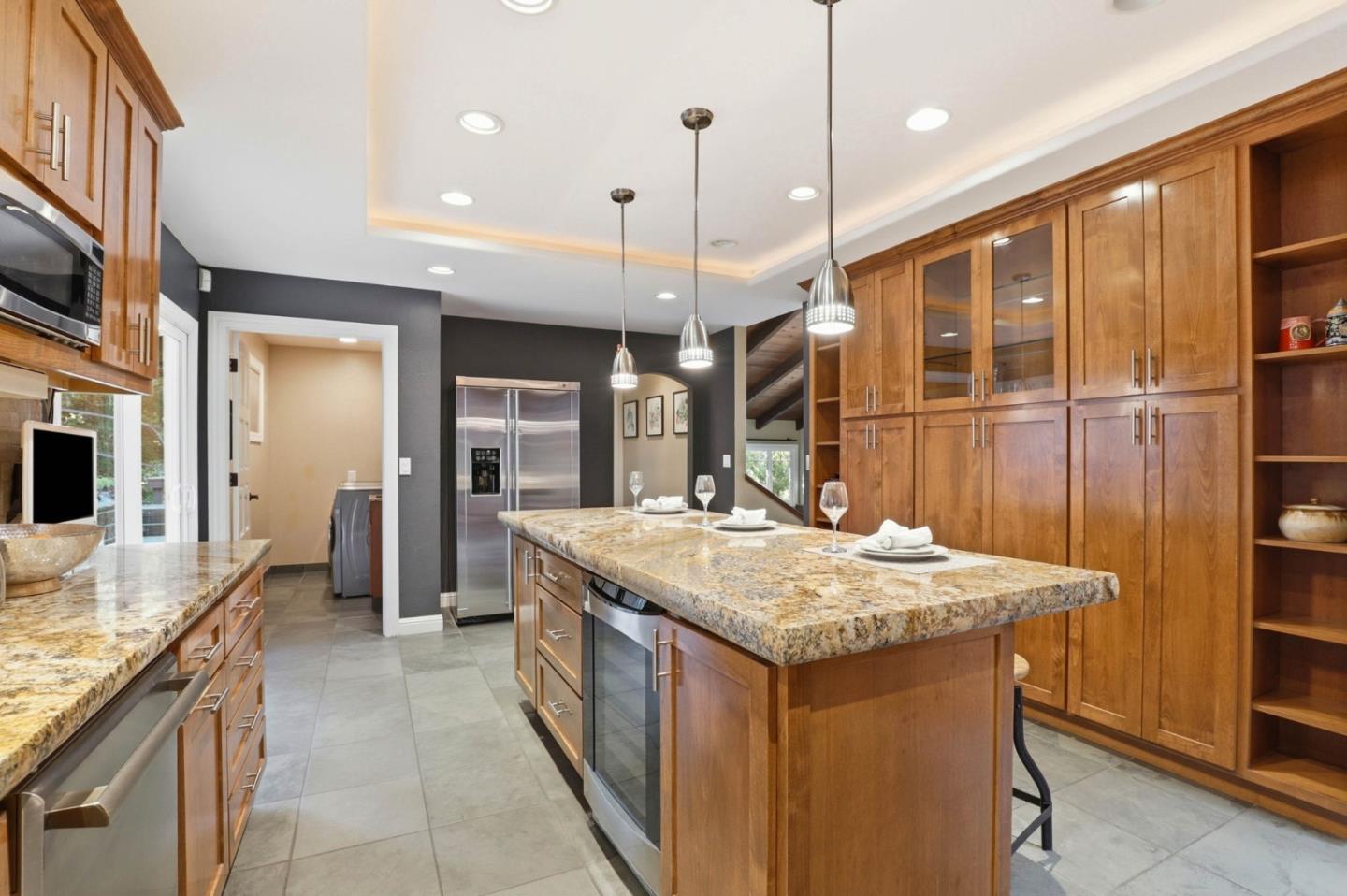 Detail Gallery Image 18 of 88 For 17285 Copper Hill Dr, Morgan Hill,  CA 95037 - 5 Beds | 4 Baths