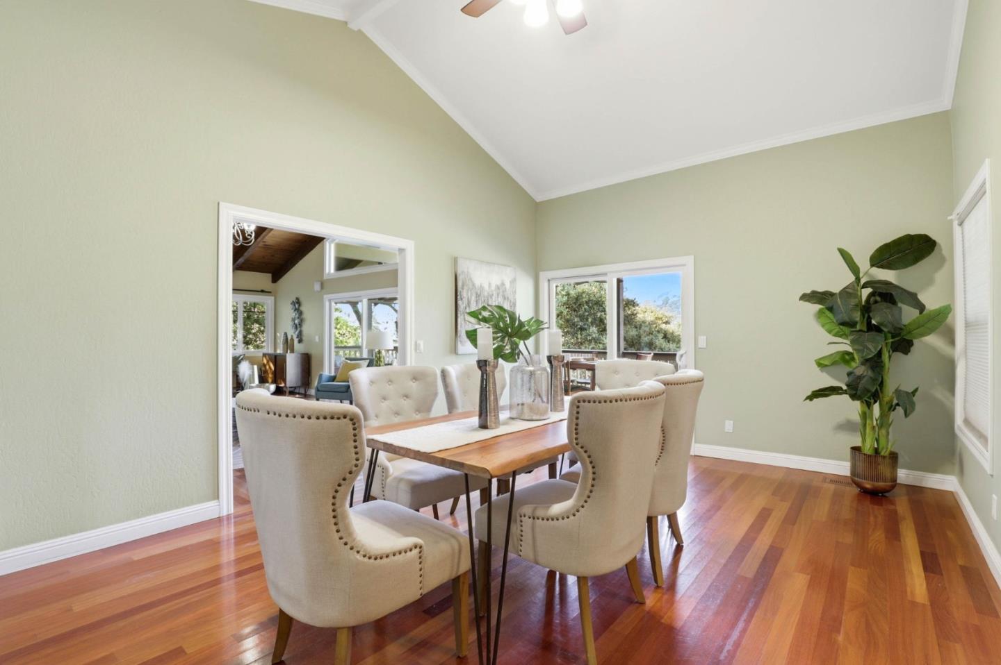 Detail Gallery Image 19 of 88 For 17285 Copper Hill Dr, Morgan Hill,  CA 95037 - 5 Beds | 4 Baths