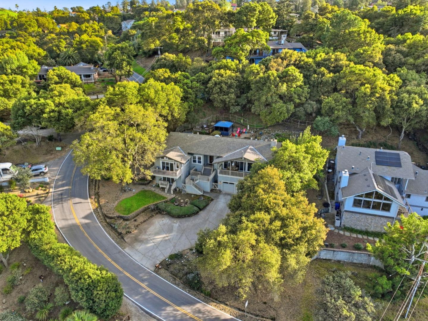 Detail Gallery Image 59 of 88 For 17285 Copper Hill Dr, Morgan Hill,  CA 95037 - 5 Beds | 4 Baths