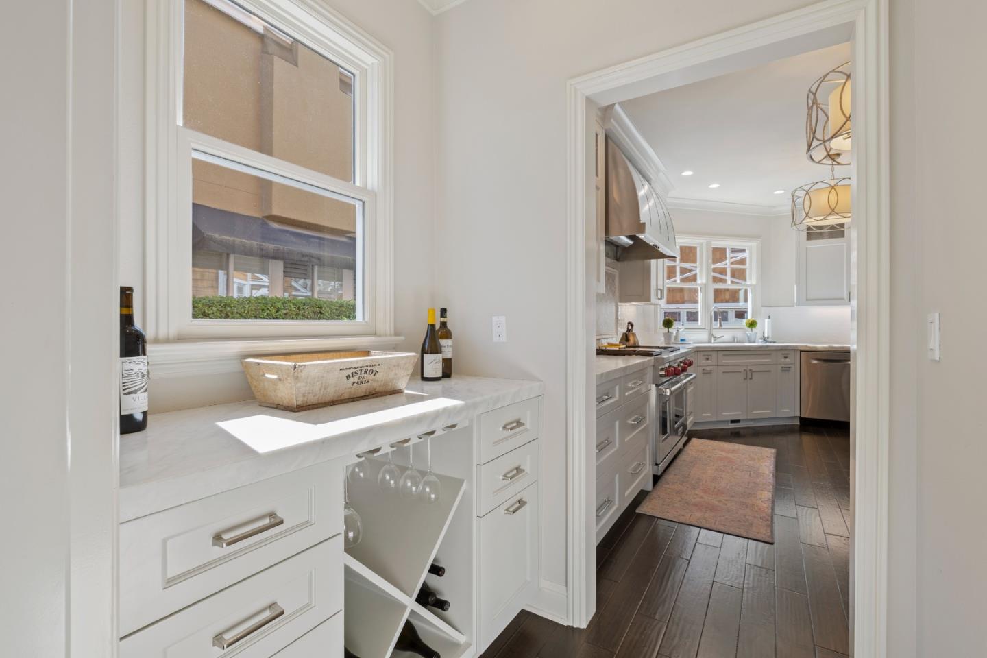 Detail Gallery Image 10 of 36 For 1484 Rosecrest Ter, San Jose,  CA 95126 - 4 Beds | 3 Baths