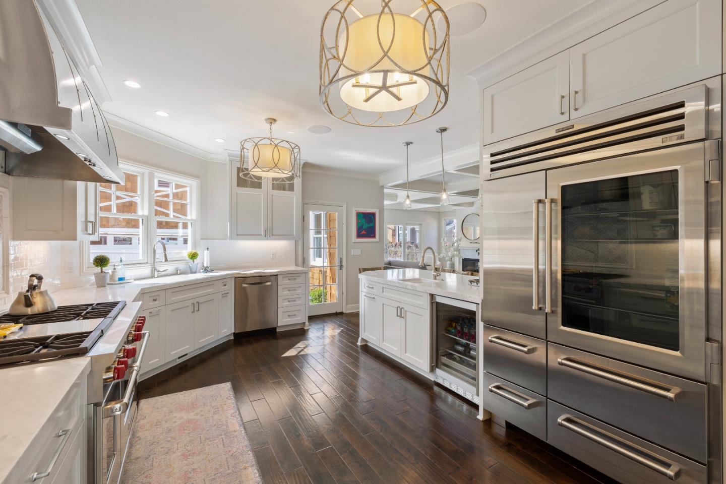 Detail Gallery Image 12 of 36 For 1484 Rosecrest Ter, San Jose,  CA 95126 - 4 Beds | 3 Baths