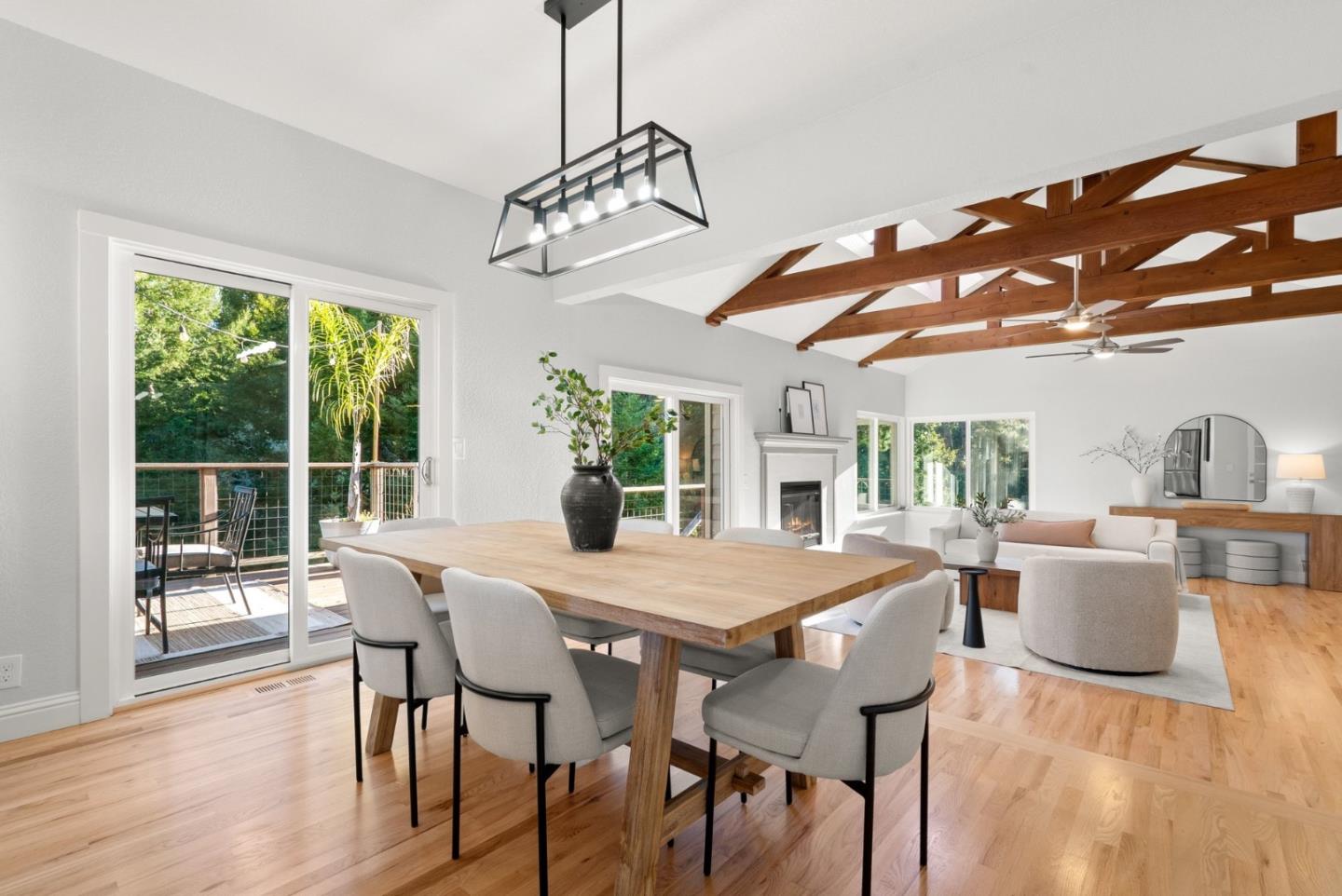 Detail Gallery Image 12 of 58 For 105 Dunsmuir Ct, Aptos,  CA 95003 - 4 Beds | 3 Baths