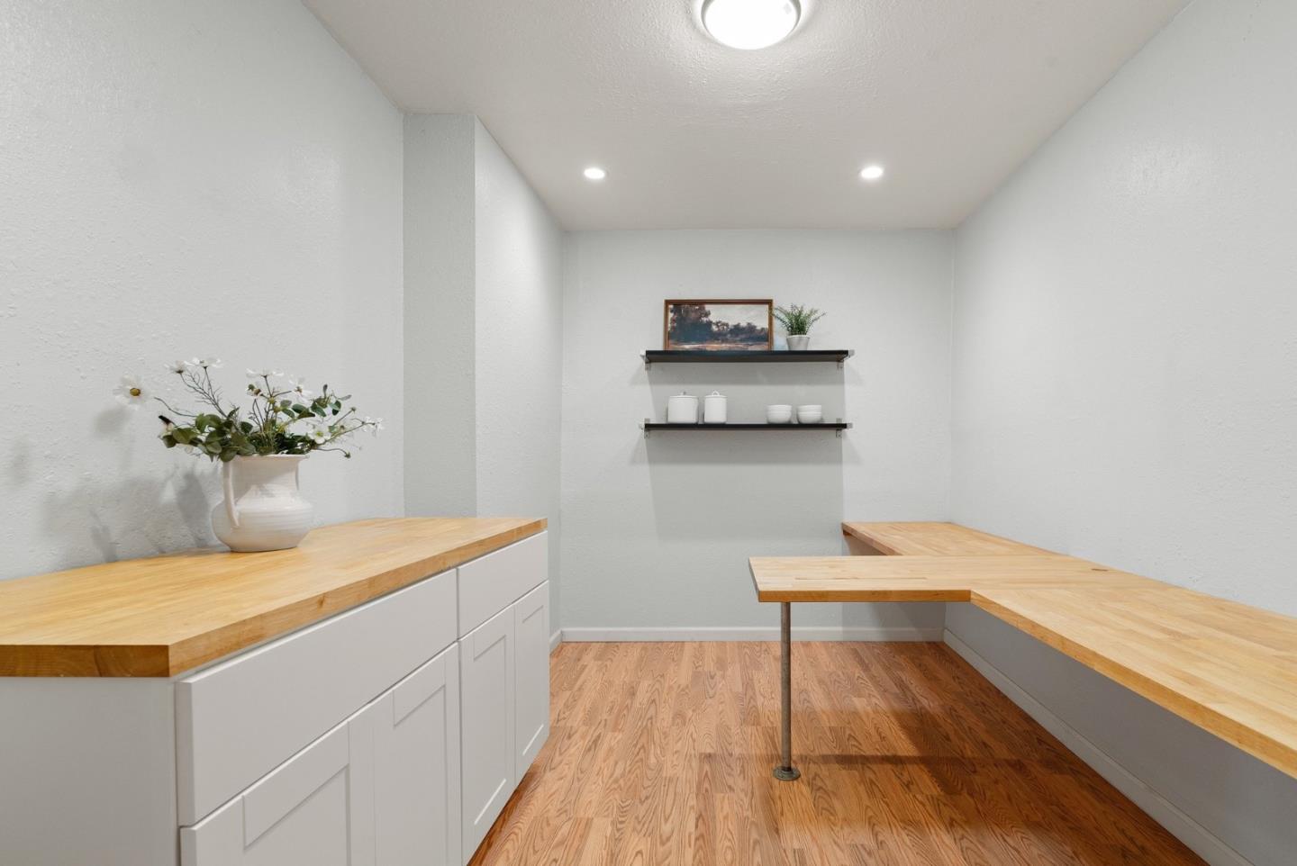 Detail Gallery Image 26 of 58 For 105 Dunsmuir Ct, Aptos,  CA 95003 - 4 Beds | 3 Baths