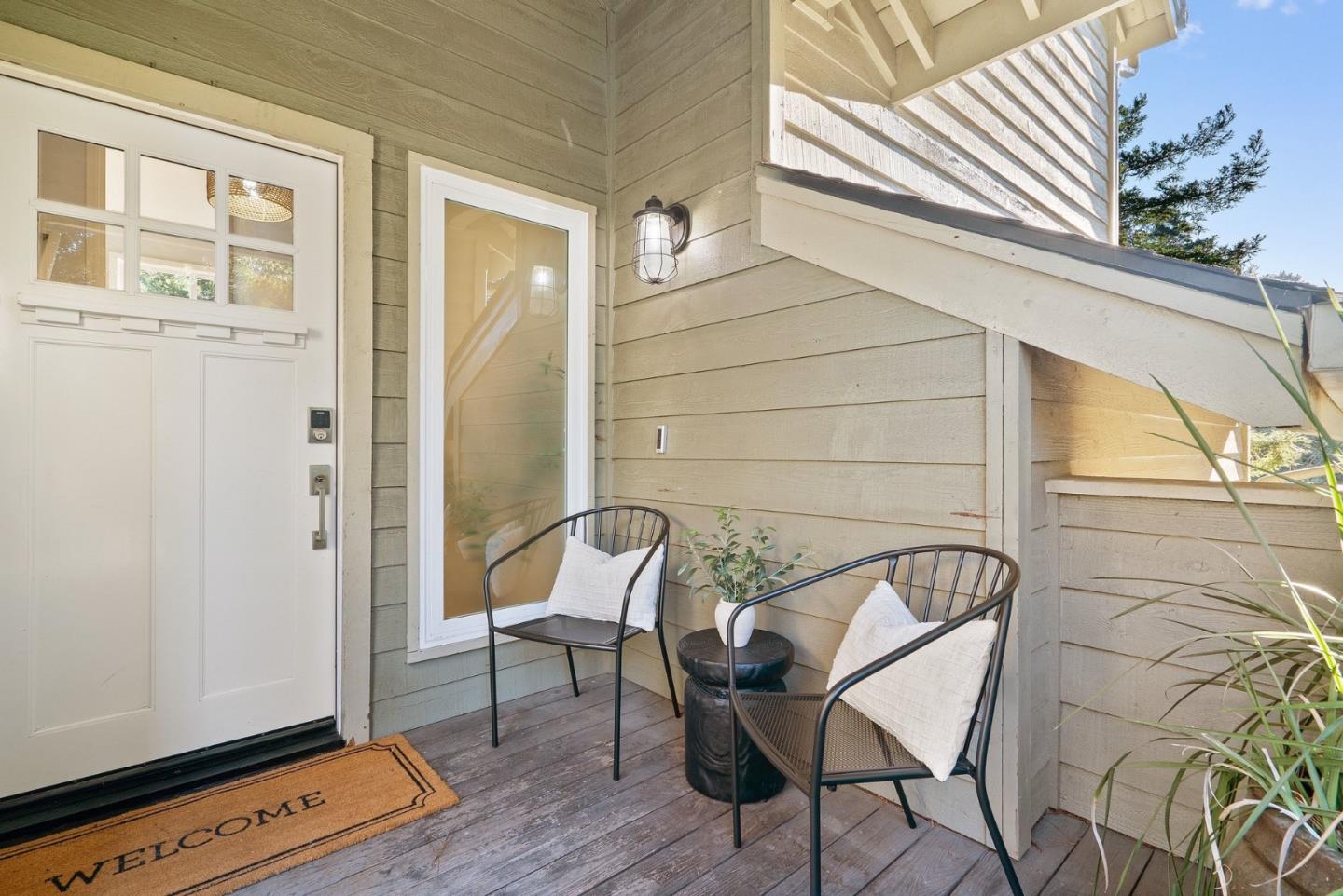 Detail Gallery Image 6 of 58 For 105 Dunsmuir Ct, Aptos,  CA 95003 - 4 Beds | 3 Baths