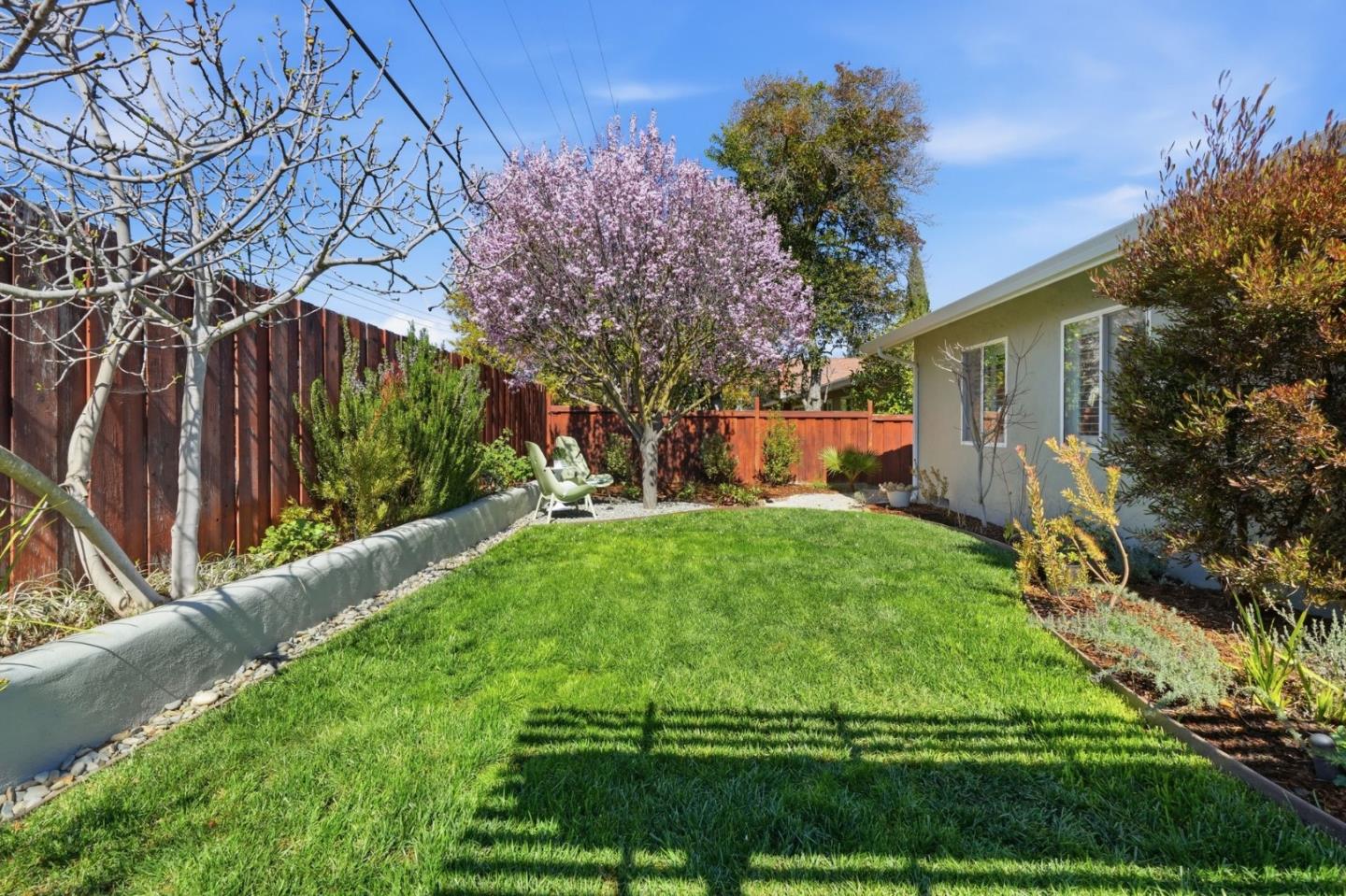 Detail Gallery Image 20 of 33 For 1441 Firebird Way, Sunnyvale,  CA 94087 - 3 Beds | 2 Baths