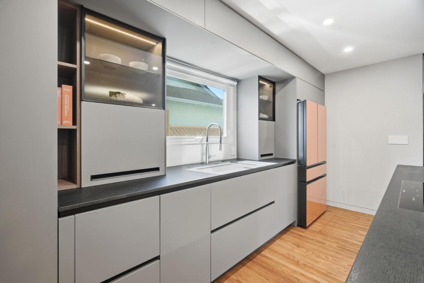 Detail Gallery Image 23 of 33 For 1441 Firebird Way, Sunnyvale,  CA 94087 - 3 Beds | 2 Baths