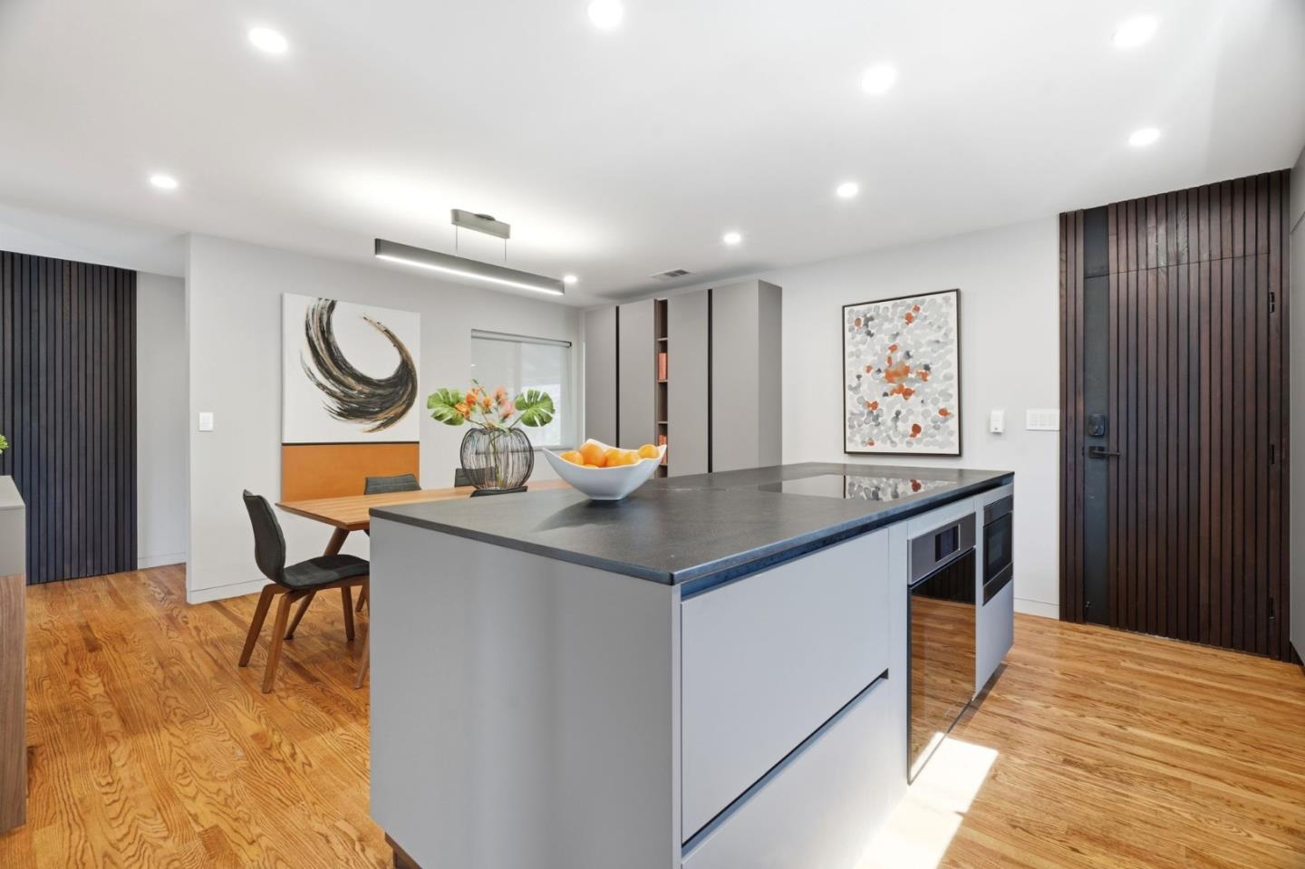 Detail Gallery Image 24 of 33 For 1441 Firebird Way, Sunnyvale,  CA 94087 - 3 Beds | 2 Baths