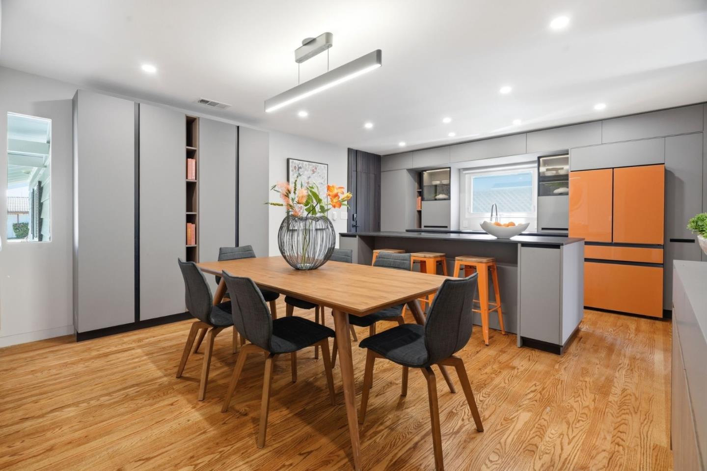 Detail Gallery Image 5 of 33 For 1441 Firebird Way, Sunnyvale,  CA 94087 - 3 Beds | 2 Baths