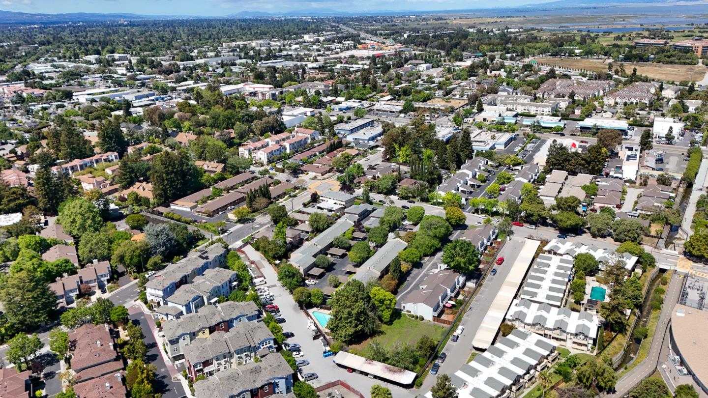 Detail Gallery Image 36 of 37 For 1921 Rock St #20,  Mountain View,  CA 94043 - 2 Beds | 1/1 Baths