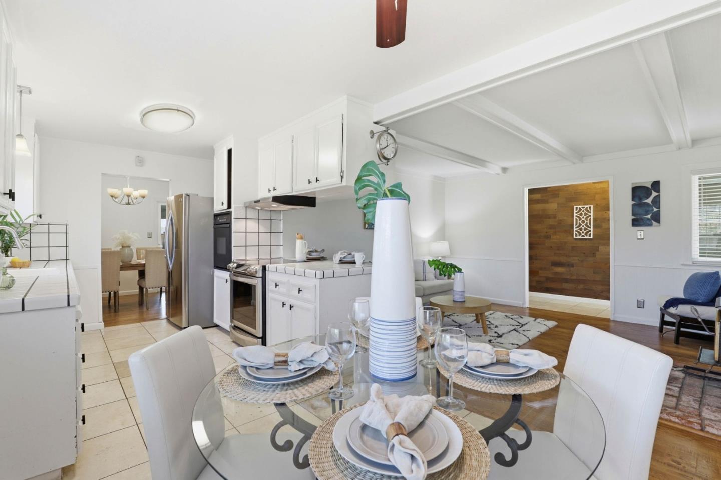 Detail Gallery Image 10 of 37 For 15340 La Alameda Dr, Morgan Hill,  CA 95037 - 3 Beds | 2 Baths