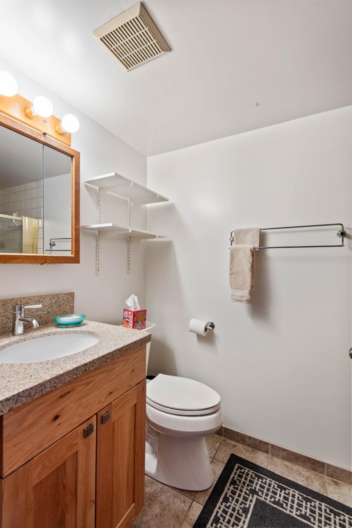 Detail Gallery Image 15 of 21 For 1545 Hidden Terrace Ct, Santa Cruz,  CA 95062 - 2 Beds | 2 Baths