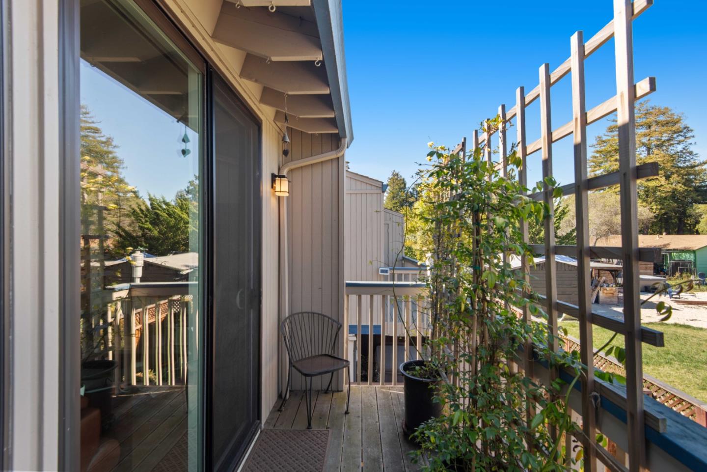Detail Gallery Image 18 of 21 For 1545 Hidden Terrace Ct, Santa Cruz,  CA 95062 - 2 Beds | 2 Baths