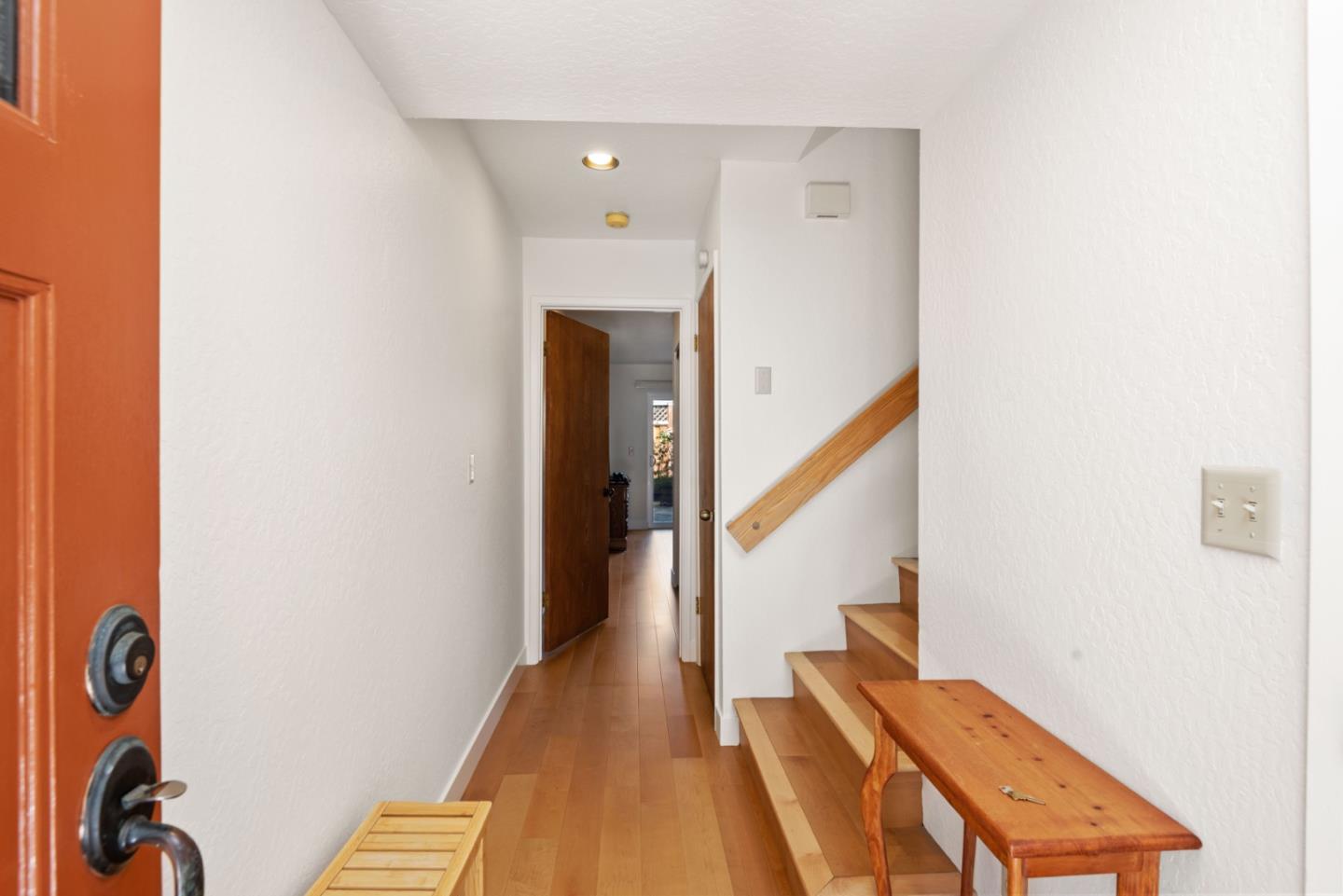 Detail Gallery Image 3 of 21 For 1545 Hidden Terrace Ct, Santa Cruz,  CA 95062 - 2 Beds | 2 Baths