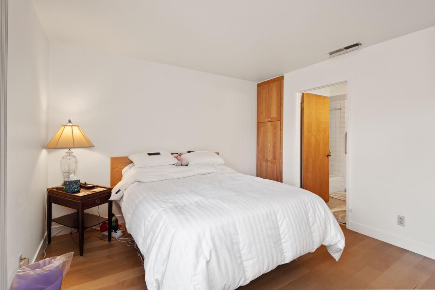 Detail Gallery Image 6 of 21 For 1545 Hidden Terrace Ct, Santa Cruz,  CA 95062 - 2 Beds | 2 Baths