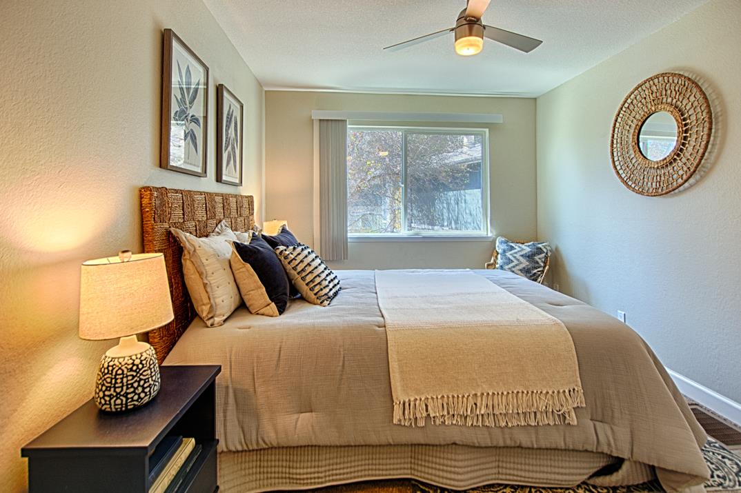 Detail Gallery Image 12 of 34 For 755 14th Ave #308,  Santa Cruz,  CA 95062 - 2 Beds | 1 Baths