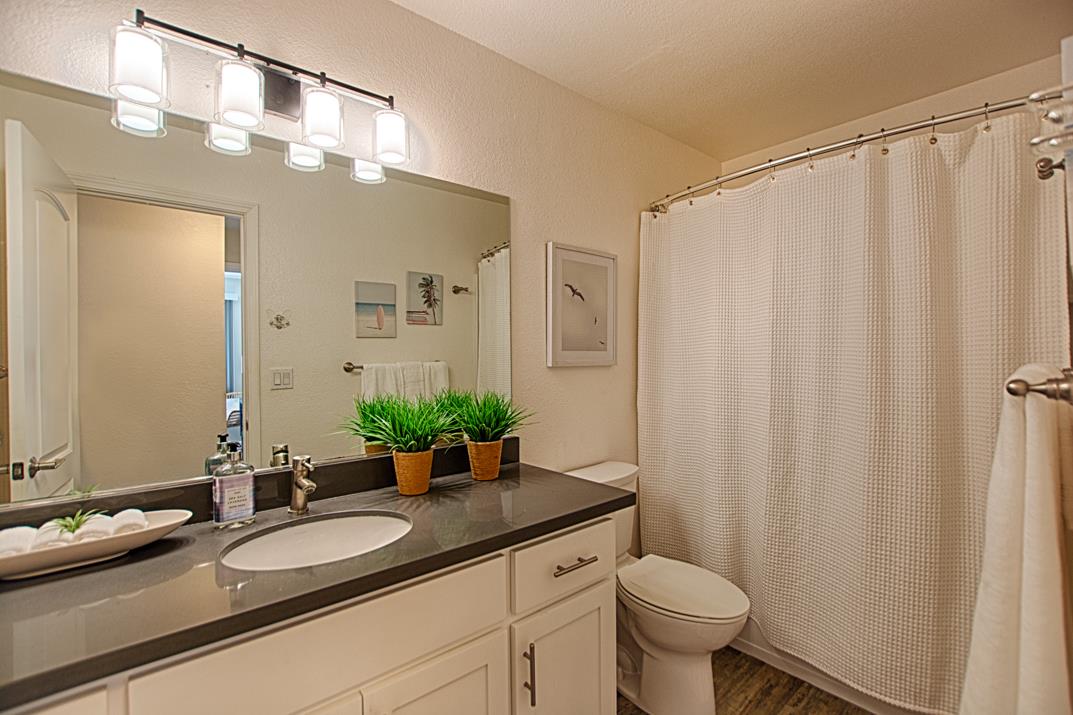Detail Gallery Image 14 of 34 For 755 14th Ave #308,  Santa Cruz,  CA 95062 - 2 Beds | 1 Baths