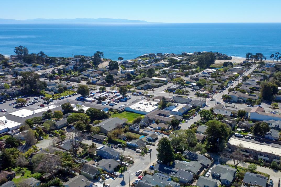 Detail Gallery Image 34 of 34 For 755 14th Ave #308,  Santa Cruz,  CA 95062 - 2 Beds | 1 Baths