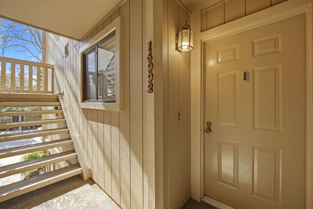 Detail Gallery Image 3 of 30 For 16992 Sorrel Way, Morgan Hill,  CA 95037 - 2 Beds | 2 Baths