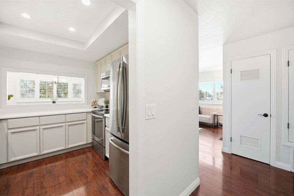 Detail Gallery Image 6 of 30 For 16992 Sorrel Way, Morgan Hill,  CA 95037 - 2 Beds | 2 Baths