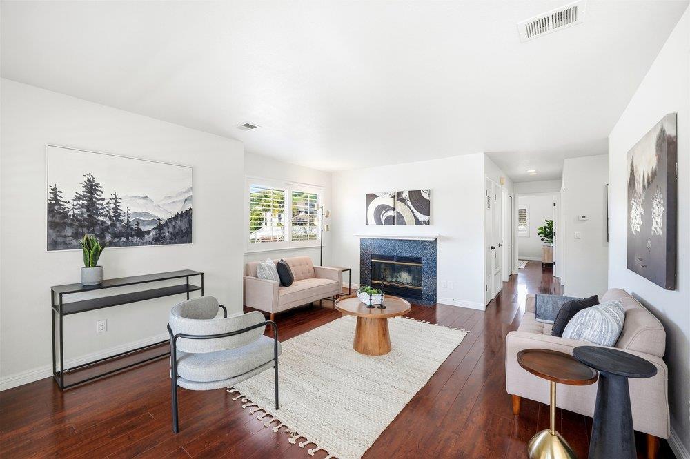 Detail Gallery Image 8 of 30 For 16992 Sorrel Way, Morgan Hill,  CA 95037 - 2 Beds | 2 Baths