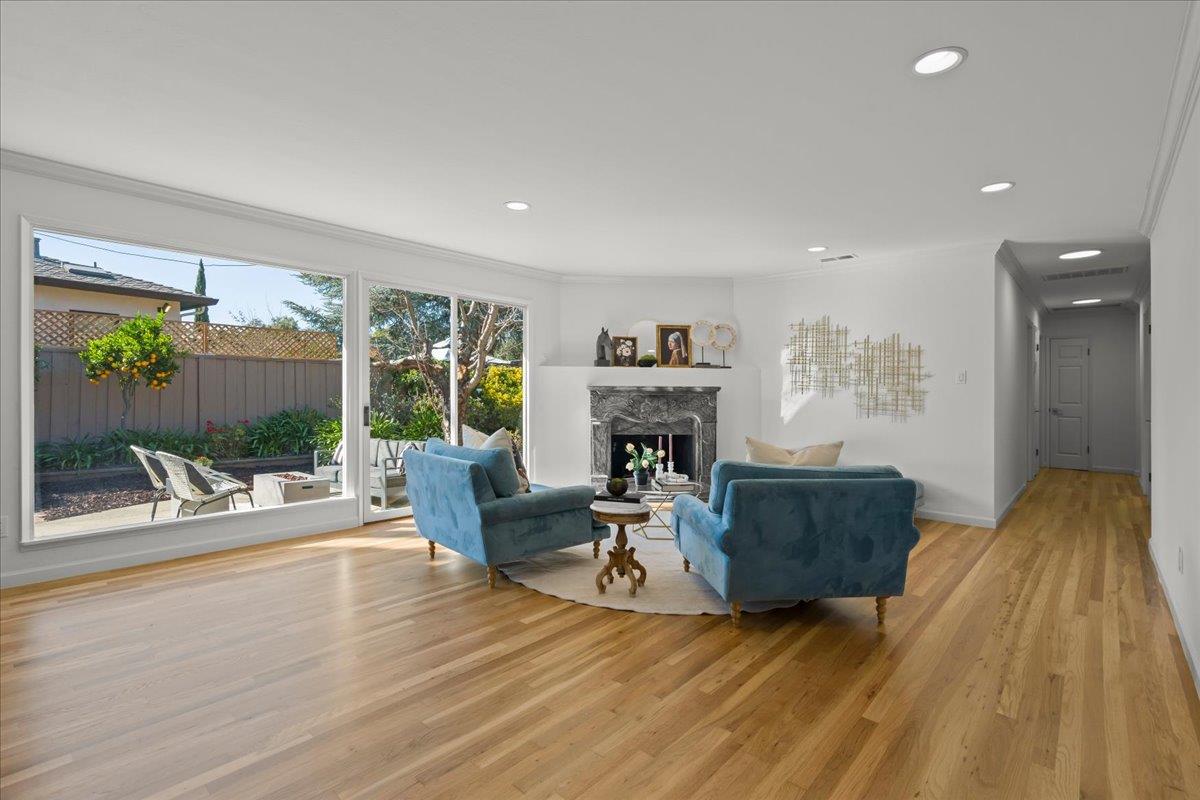 Detail Gallery Image 14 of 62 For 12095 Brookglen Dr, Saratoga,  CA 95070 - 4 Beds | 2/1 Baths