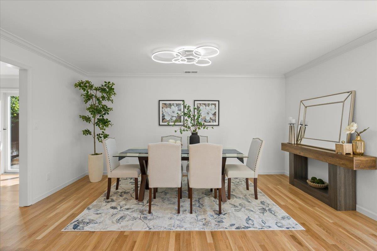 Detail Gallery Image 16 of 62 For 12095 Brookglen Dr, Saratoga,  CA 95070 - 4 Beds | 2/1 Baths