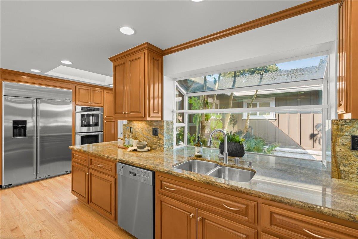 Detail Gallery Image 24 of 62 For 12095 Brookglen Dr, Saratoga,  CA 95070 - 4 Beds | 2/1 Baths