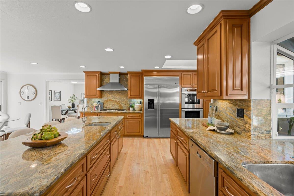 Detail Gallery Image 25 of 62 For 12095 Brookglen Dr, Saratoga,  CA 95070 - 4 Beds | 2/1 Baths