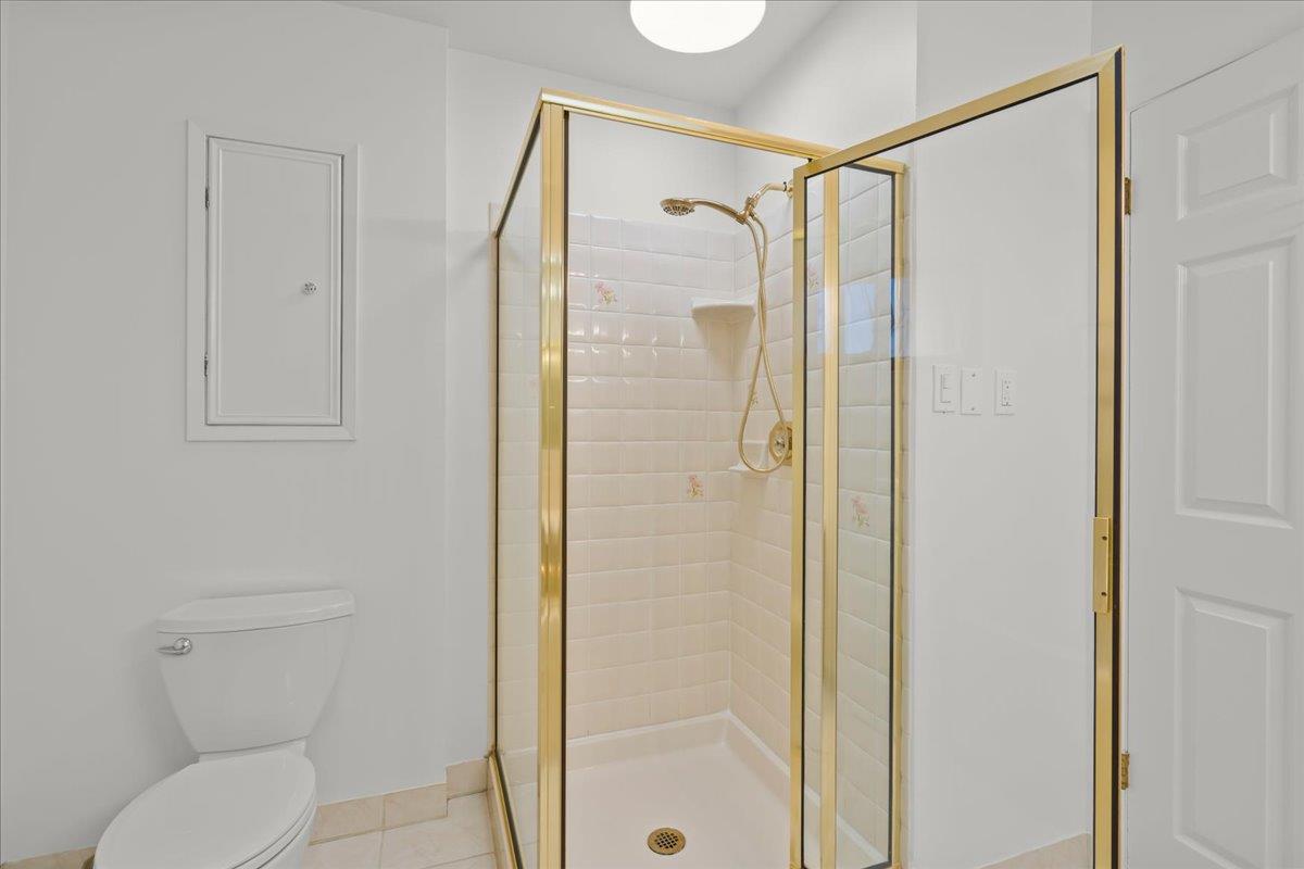 Detail Gallery Image 38 of 62 For 12095 Brookglen Dr, Saratoga,  CA 95070 - 4 Beds | 2/1 Baths