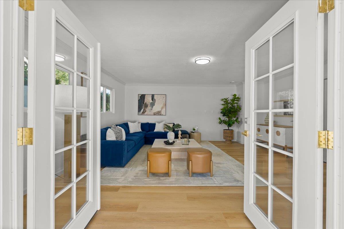 Detail Gallery Image 9 of 62 For 12095 Brookglen Dr, Saratoga,  CA 95070 - 4 Beds | 2/1 Baths