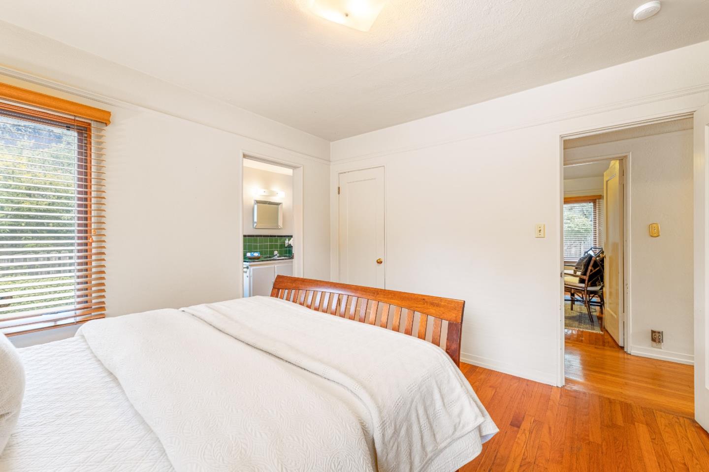 Detail Gallery Image 31 of 41 For 990 Sinex Ave, Pacific Grove,  CA 93950 - 4 Beds | 2/1 Baths