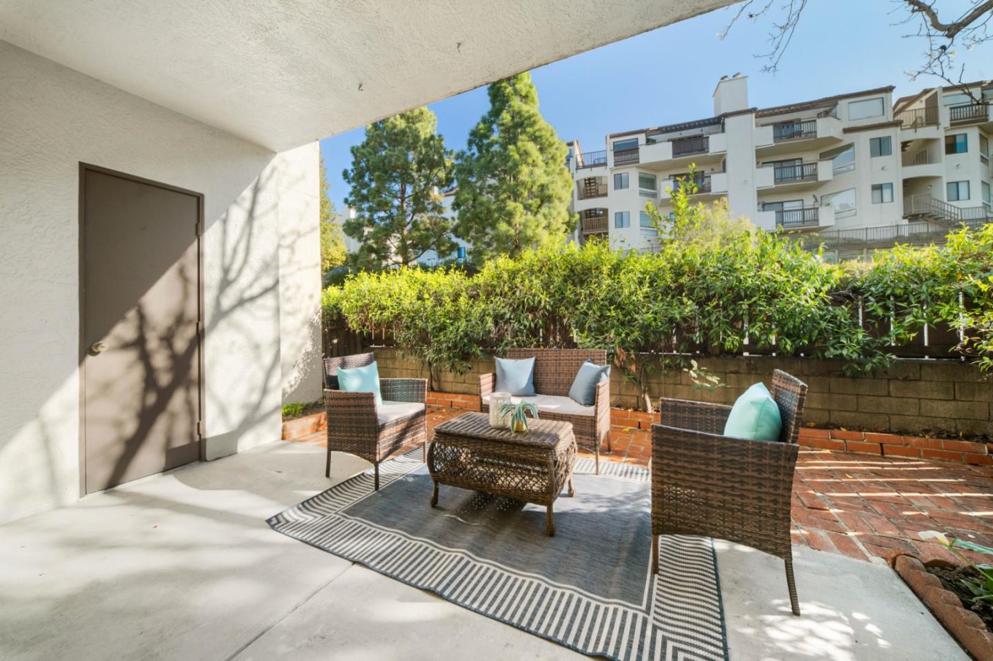 Detail Gallery Image 13 of 15 For 21117 Gary Dr #119,  Castro Valley,  CA 94546 - 2 Beds | 2 Baths