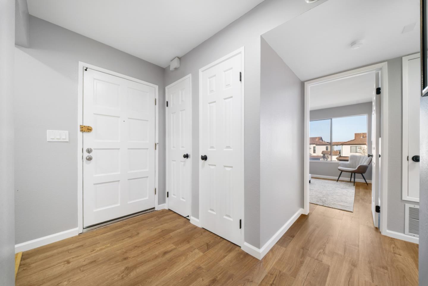 Detail Gallery Image 2 of 15 For 21117 Gary Dr #119,  Castro Valley,  CA 94546 - 2 Beds | 2 Baths