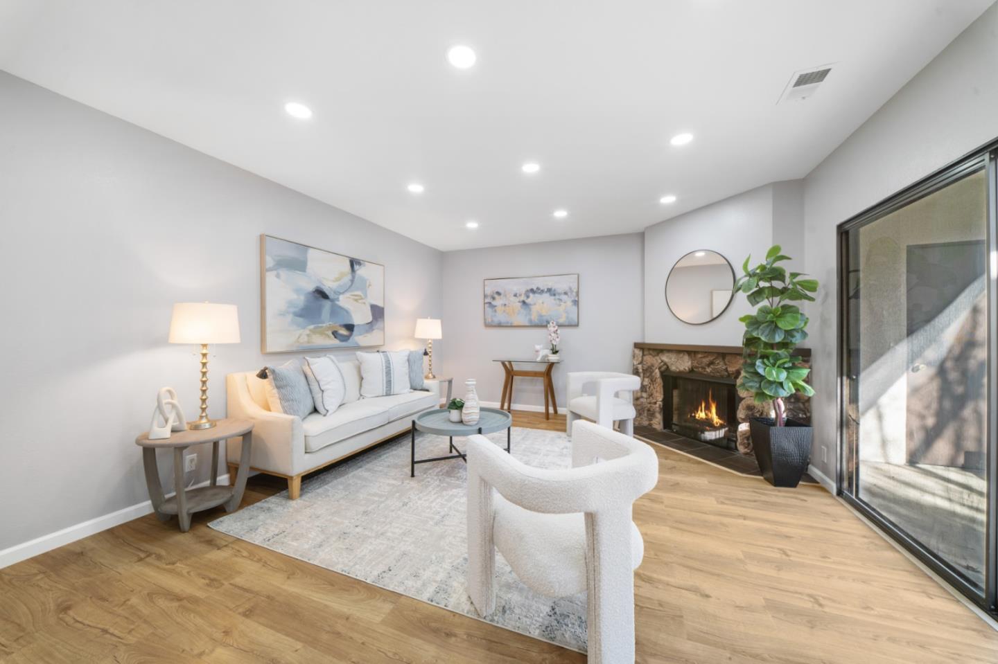 Detail Gallery Image 4 of 15 For 21117 Gary Dr #119,  Castro Valley,  CA 94546 - 2 Beds | 2 Baths