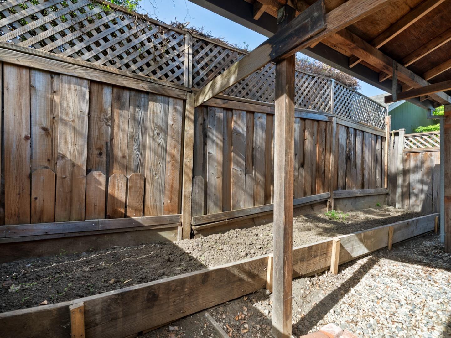 Detail Gallery Image 35 of 36 For 416 Upton St, Redwood City,  CA 94062 - 3 Beds | 2 Baths